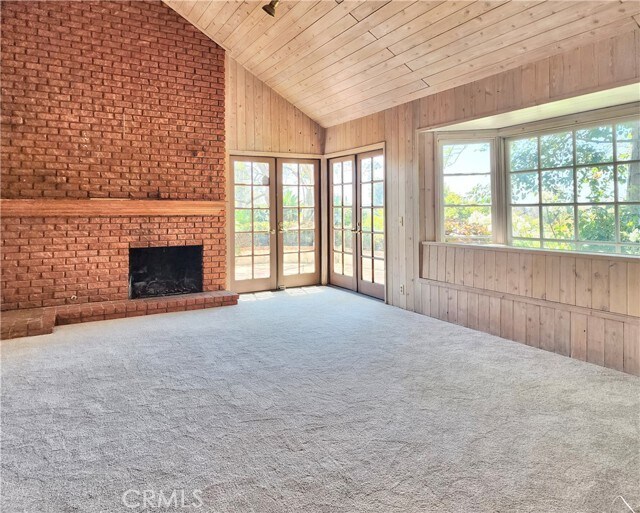 Building Photo - 29882 White Otter Ln
