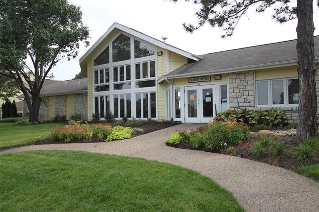 Foto del edificio - The Ethans Apartments