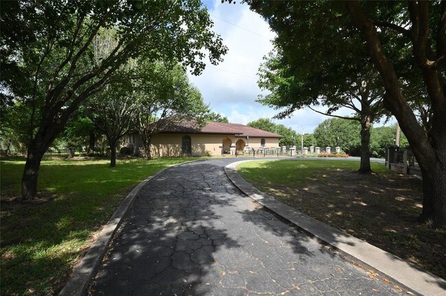 Foto del edificio - 4204 Wade Ln