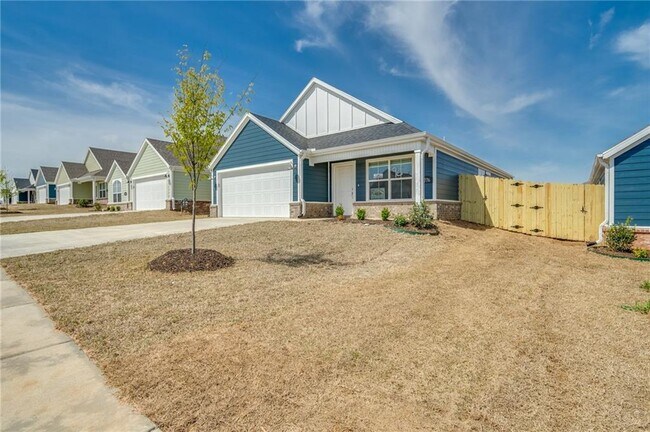 Building Photo - 3776 Linwood St