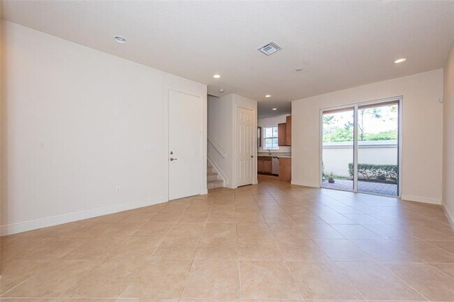 Foto del edificio - 6920 Long Pine Cir