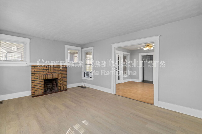 Building Photo - 3514 Colonial Ave