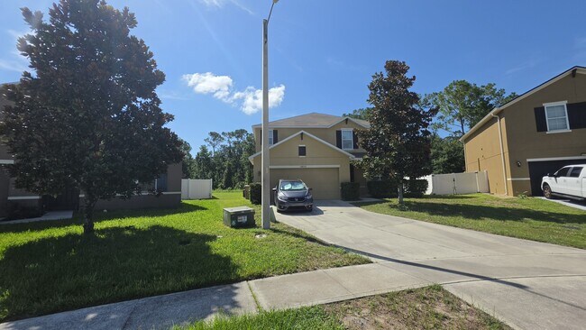 Foto del edificio - 16832 Citrus Pkwy