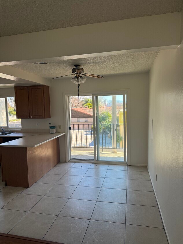 Foto del edificio - 11782 Garden Grove Blvd