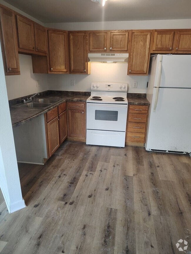 Building Photo - 1405 S Norwood Ave