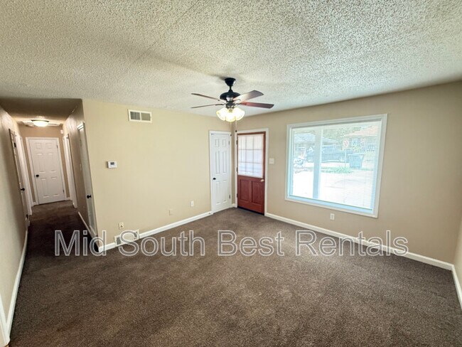 Building Photo - 2477 Chattering Ln