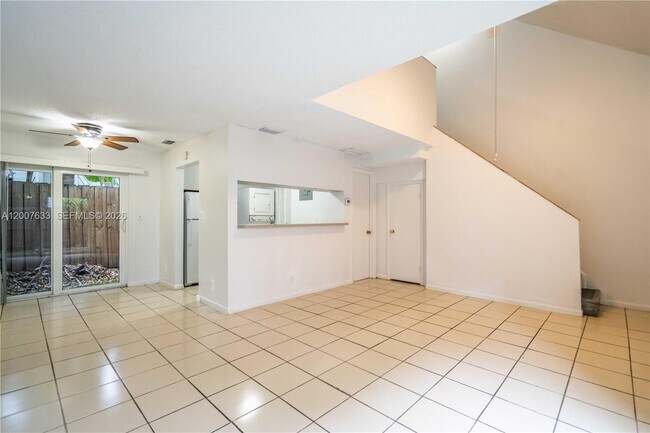 Foto del edificio - 600 N Rio Vista Blvd