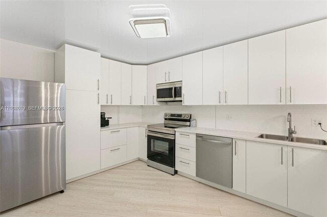 Photo - 2500 Parkview Dr Apartment