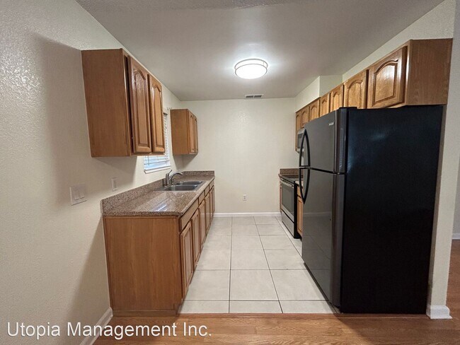 Foto del edificio - 2 br, 1 bath House - 3633 9th Ave