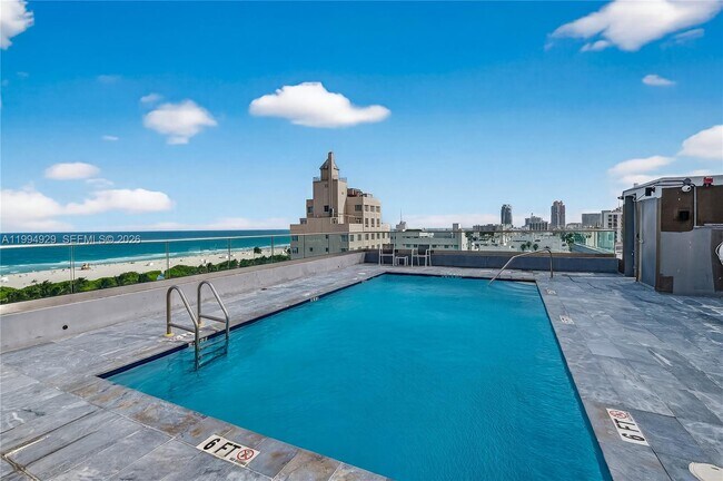 Foto del edificio - 1255 Collins Ave