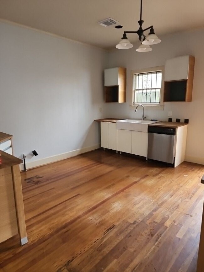 Foto del edificio - 4716 Crawford St