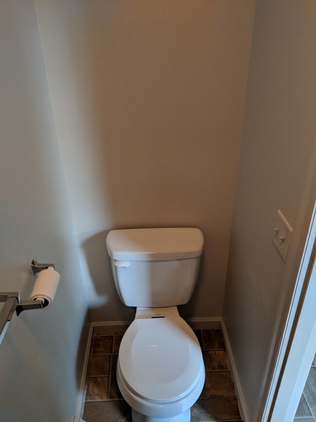1/2 bath - 357 Braeside Ave