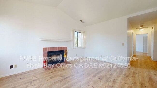 Building Photo - 2589 Westberry Dr