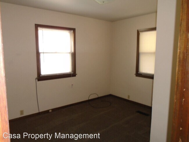 Foto del edificio - 7 br, 3 bath House - 1959 Euclid street