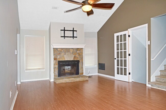 Foto del edificio - 2063 Arbor Forest DR SW