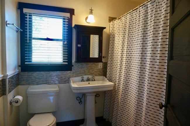 Bathroom - 1266 N Mentor Ave