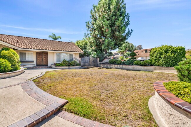 Foto del edificio - 904 Sky Meadow Pl