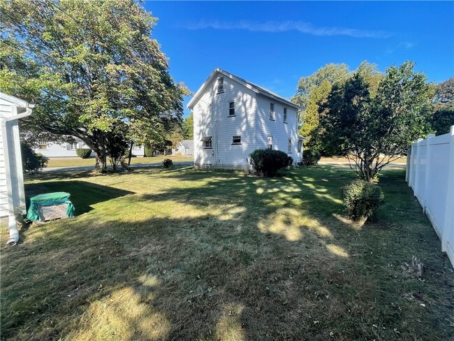 Building Photo - 77 Aragon Ave