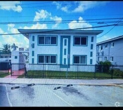 Building Photo - 2101 Calais Dr