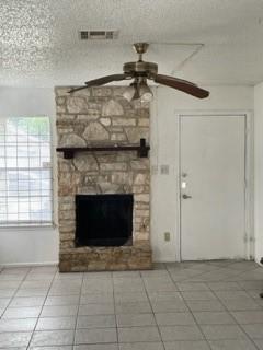 Foto del edificio - 10708 Newmont Rd