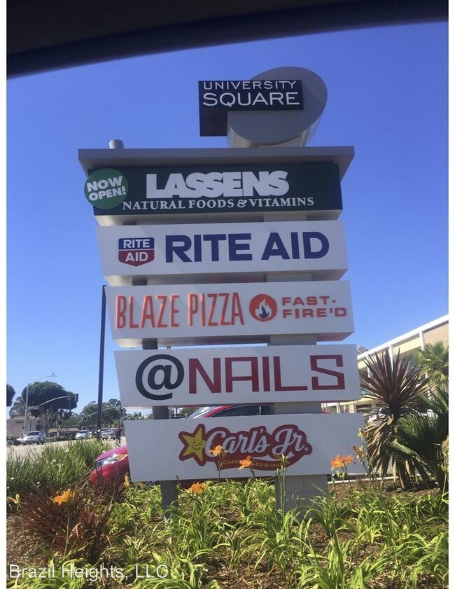 Foto del edificio - 572 E Foothill Blvd