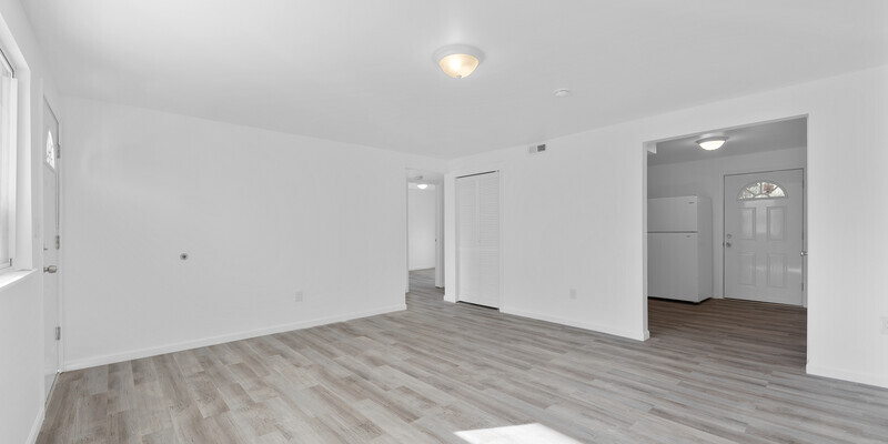 ARKAD APARTMENT (449 BARNETT) Photo