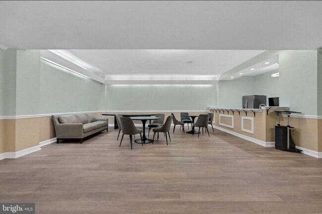 Foto del edificio - 5340 Holmes Run Pky