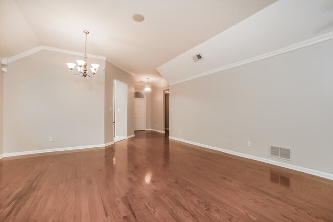 Building Photo - 3950 Spring Lakes Cir