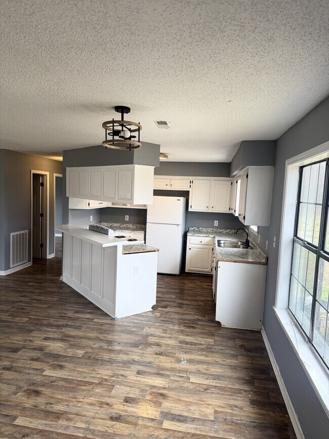 Building Photo - 98 Crosswinds Cove