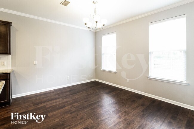 Foto del edificio - 153 Basket Grass Ln