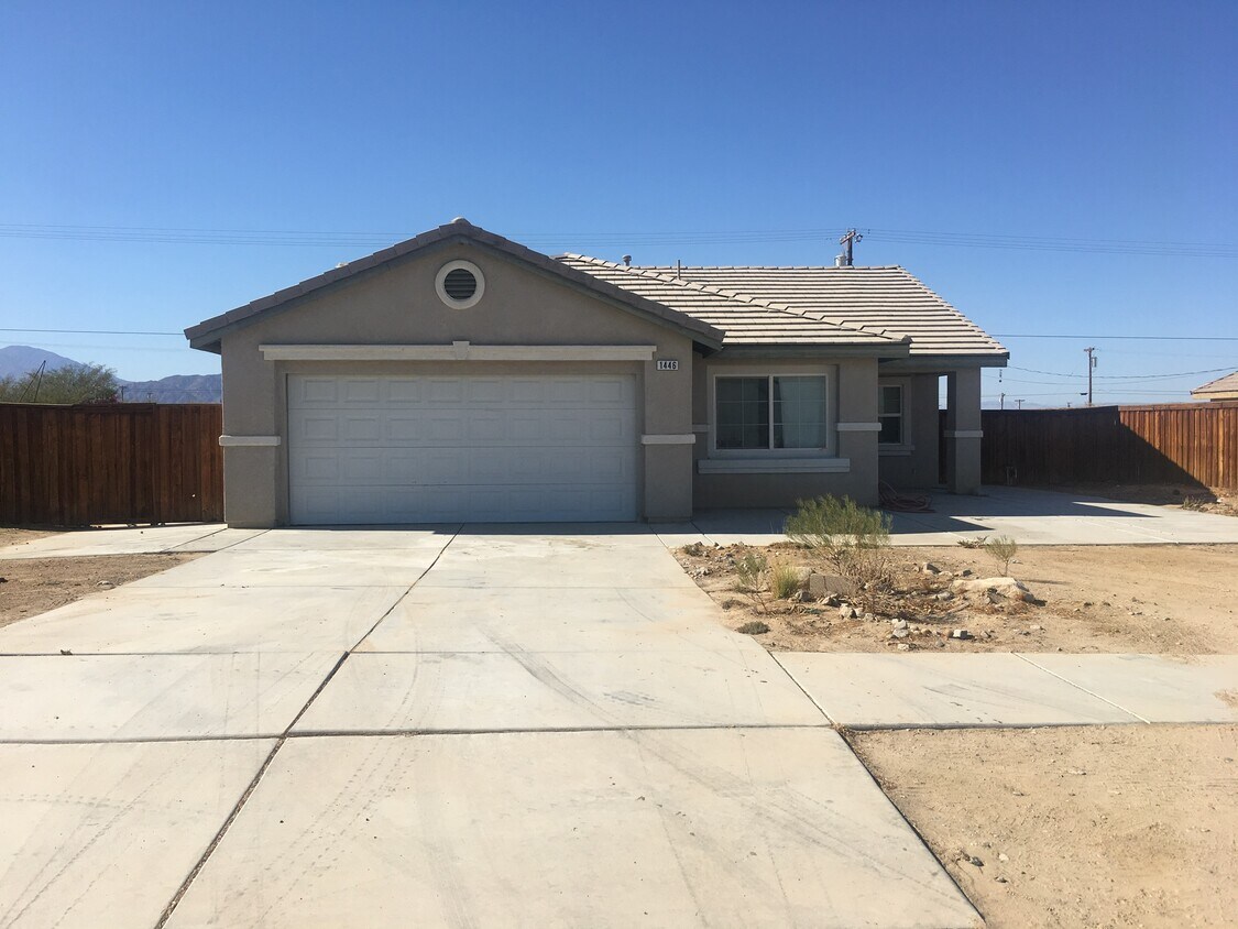 1446 Gemini Ave, Thermal, CA 92274 - House Rental in Thermal, CA ...