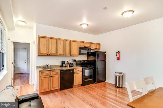 Building Photo - 1511 W Susquehanna Ave