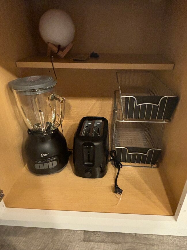 Building Photo - 41159 Sunnyview Loop