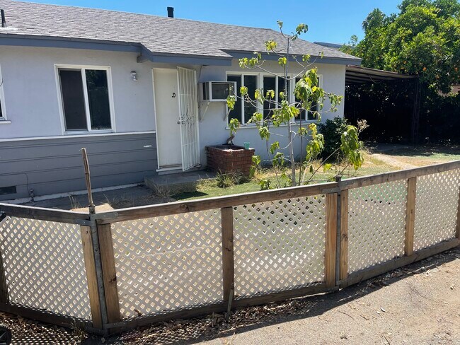 Foto del edificio - 515 N Nicholson Ave