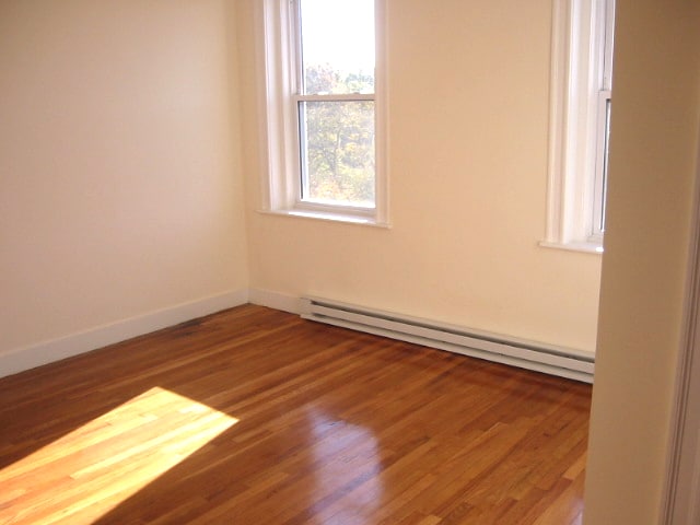 Primary Photo - 85 Park Dr