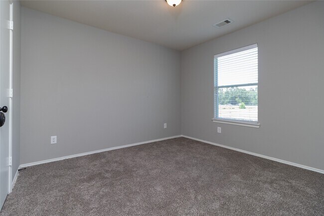 Foto del edificio - 9331 Norwood Trails Dr