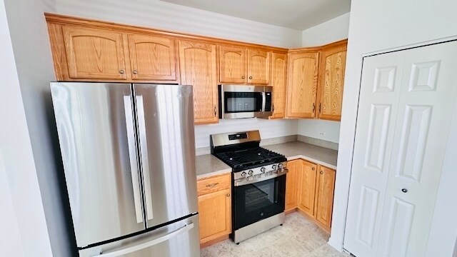 Foto del edificio - 1535 Reserve Ln
