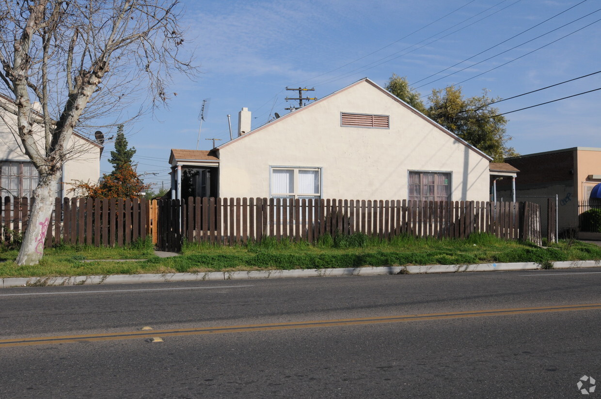 Foto principal - 628 N Fresno St