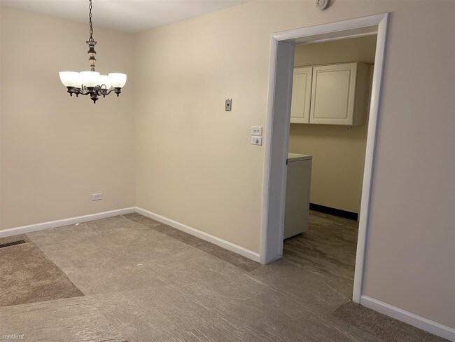 Foto del edificio - 1319 Forestdale Ct