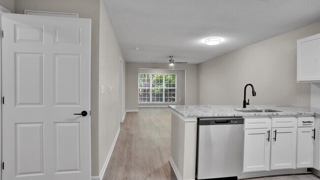 Foto del edificio - LYNX Gate City