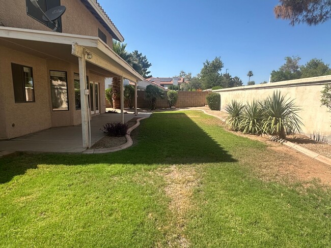 Building Photo - PALISADES AT VAL VISTA LAKES