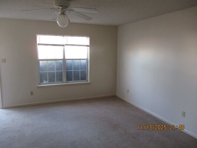 Foto del edificio - Twentieth, 914-C