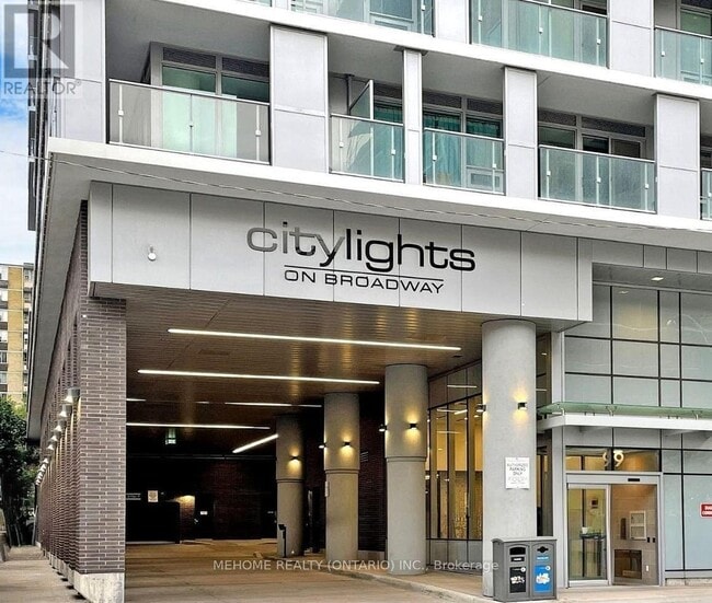 Photo du bâtiment - 99 Broadway Ave
