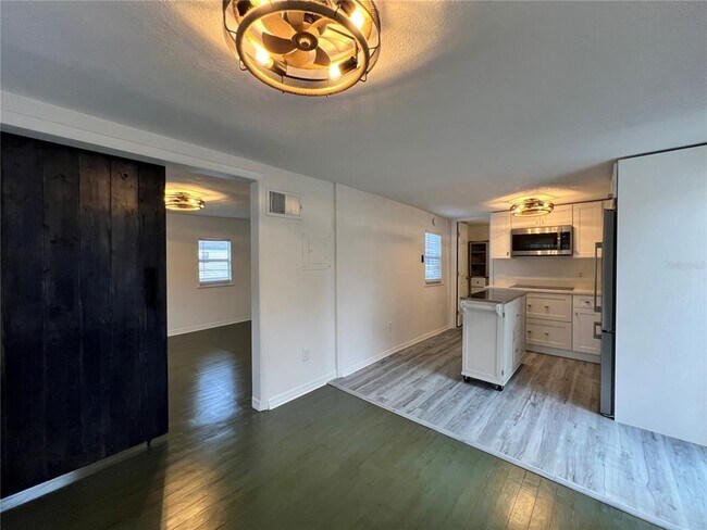 Foto del edificio - 1314 E Gore St