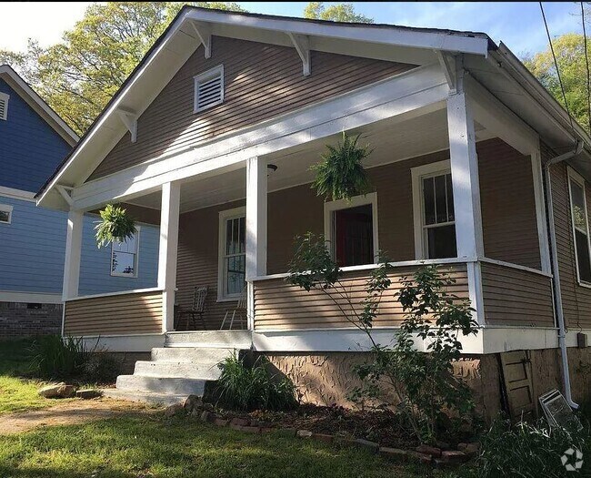 St Elmo Apartments for Rent with Hardwood Floors Chattanooga, TN 1