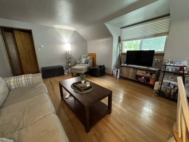 Foto del edificio - 312 N 4th St