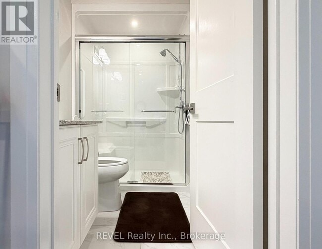 Building Photo - 5698 Main St