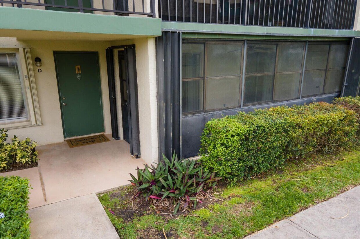 Primary Photo - 6299 Chasewood Dr