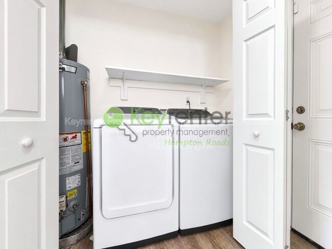 Foto del edificio - 543 McLean St