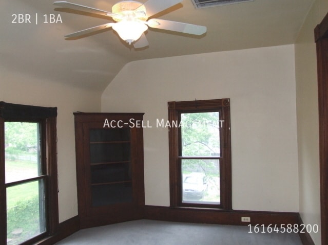 Foto del edificio - 437 Barnett St NE